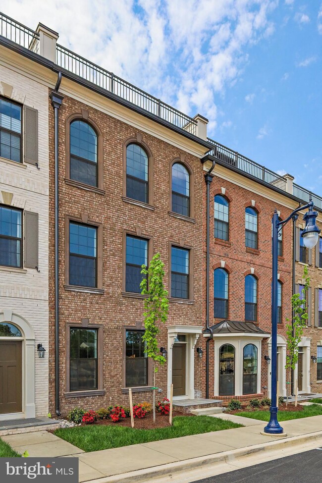 616 Halsey Way, Forest Heights, MD 20745 - photo 3