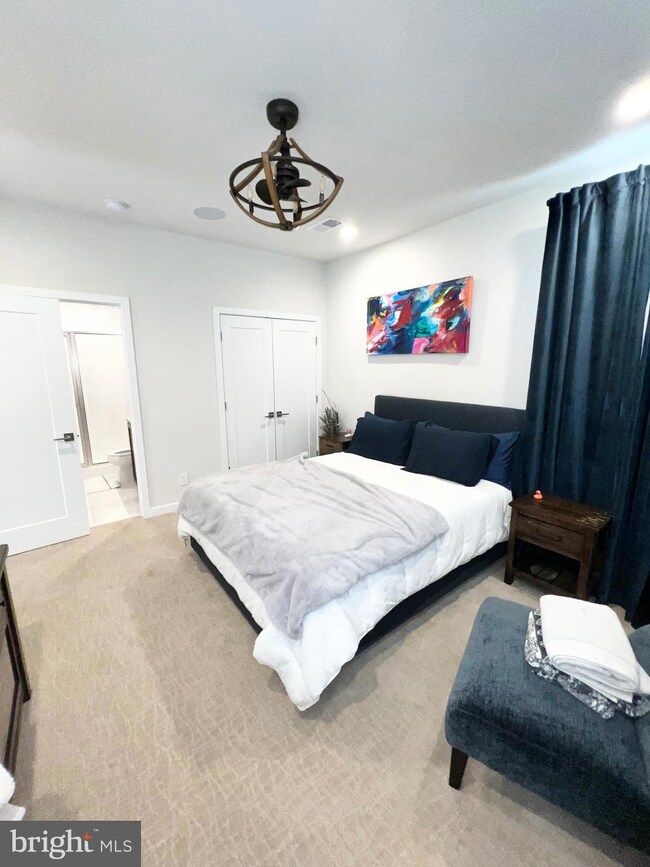 1751 McKenna Point Dr unit 2706, McLean, VA 22102 - photo 2