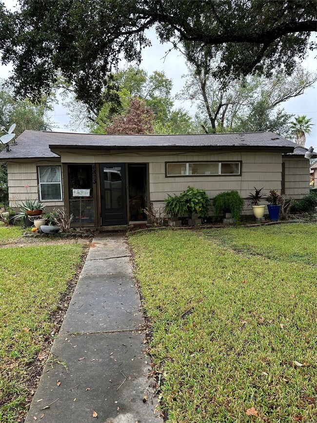 4823 Arvilla Ln, Houston, TX 77021 - photo 6