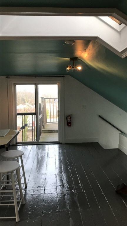 152 Broadway unit 6, Newport, RI 02840 - photo 3