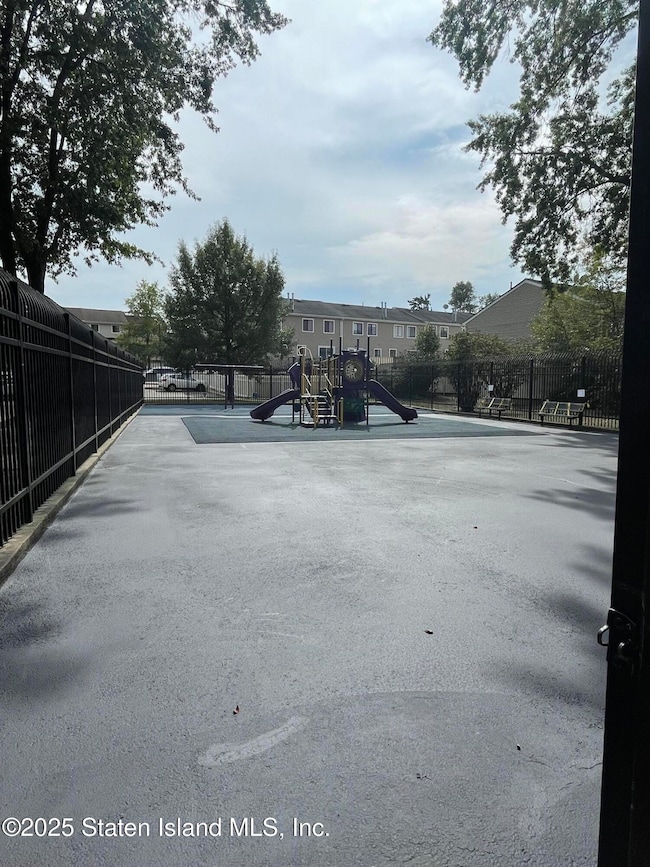 38 Cypress Loop, Staten Island, NY 10309 - photo 3