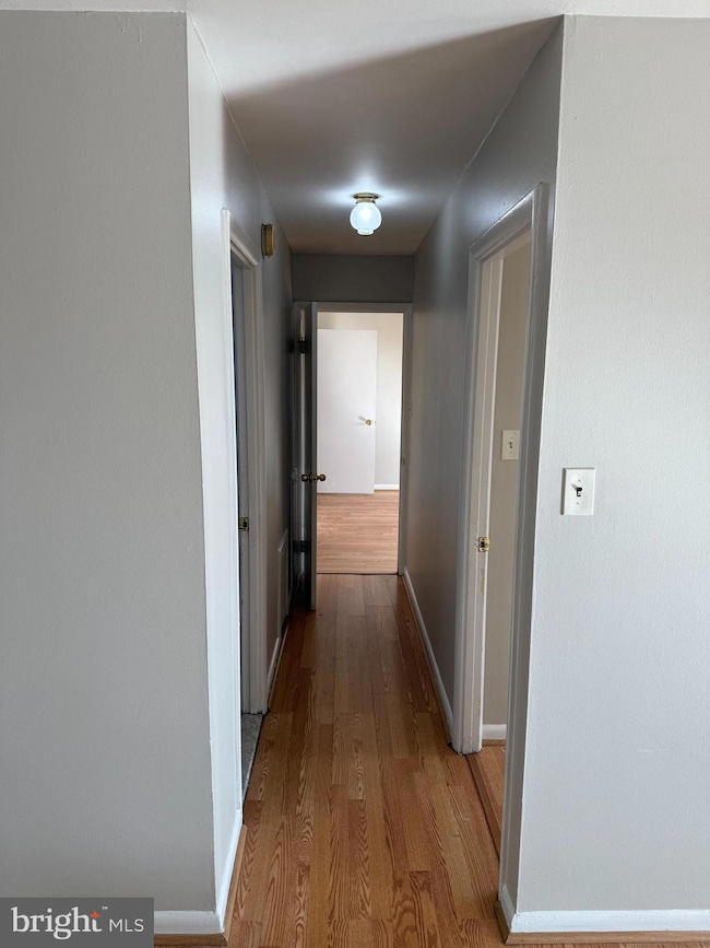 Pineway Towers Condominiums unit 1004, Silver Spring, MD 20903 - photo 6