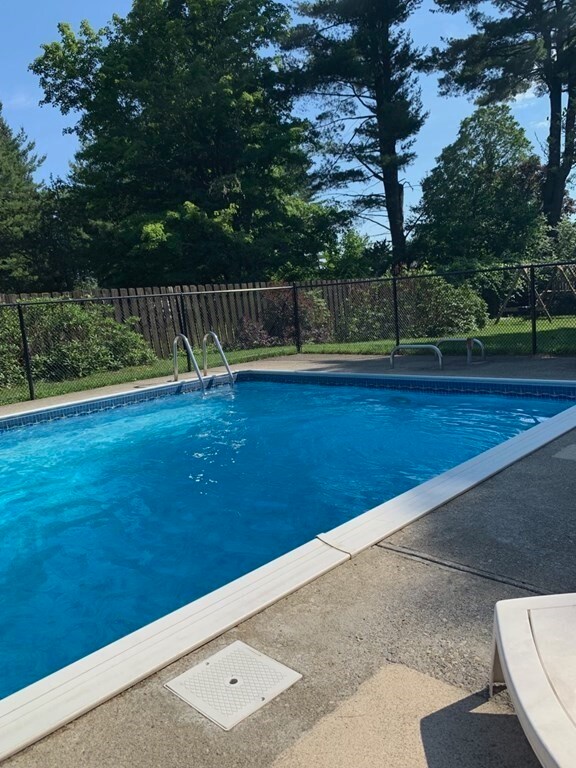 10 Carlisle Ave, Turners Falls, MA 01376 - photo 4