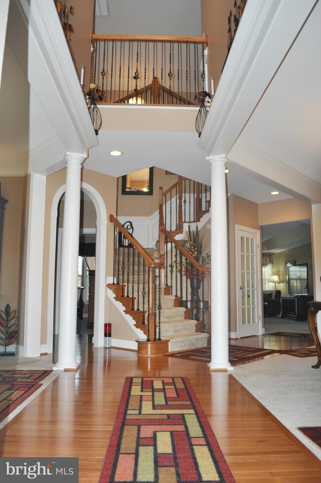 8604 Changing Leaf Terrace, Bristow, VA 20136 - photo 4