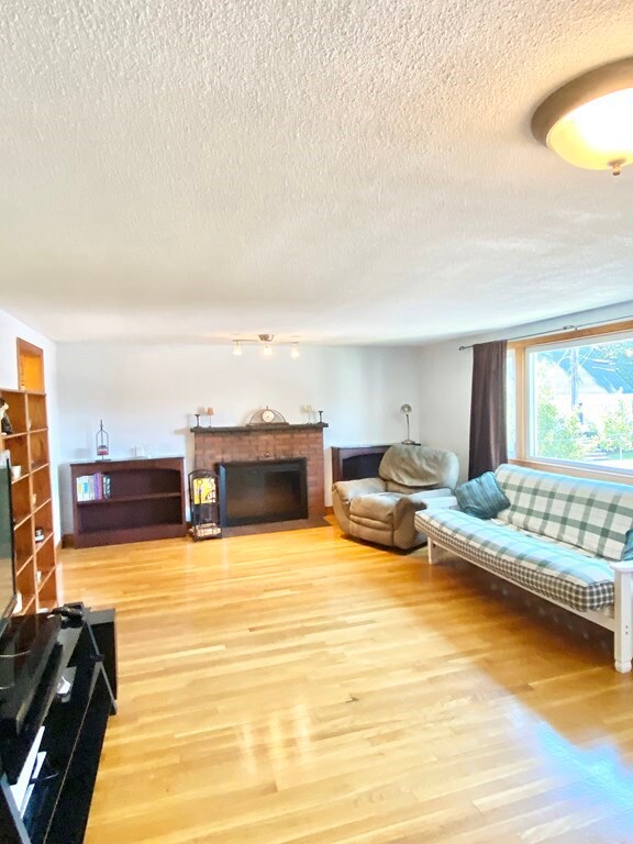 33 Lanark Rd unit 2, Malden, MA 02148 - photo 4