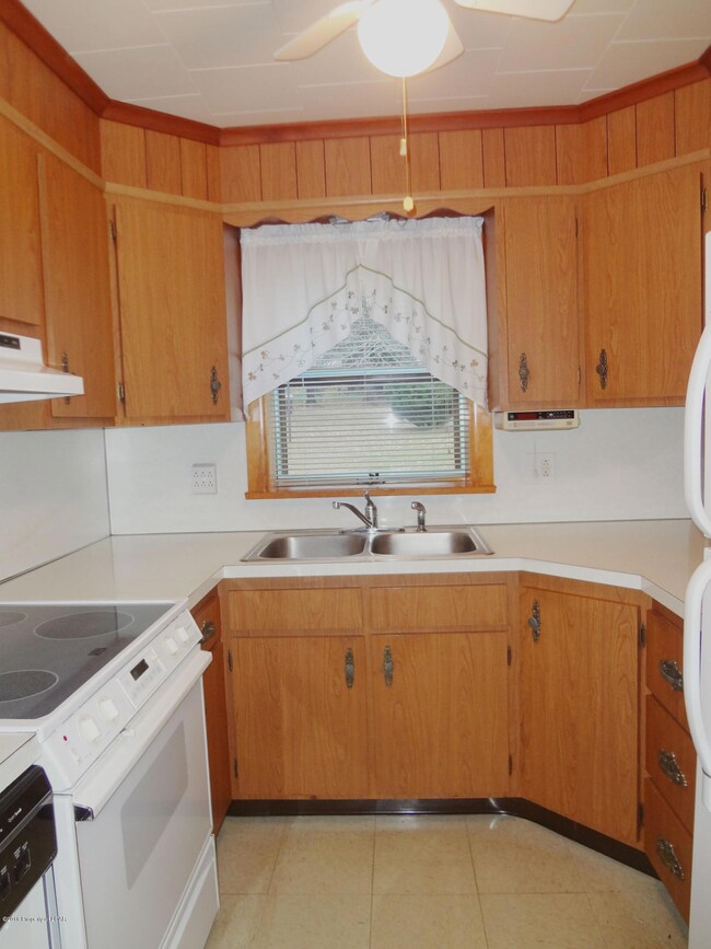 14 Saams Rd, Drums, PA 18222 - photo 2