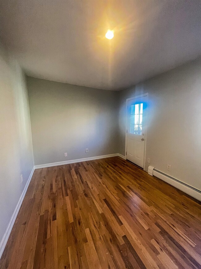 132 Sussex St unit 3, Jersey City, NJ 07302 - photo 5