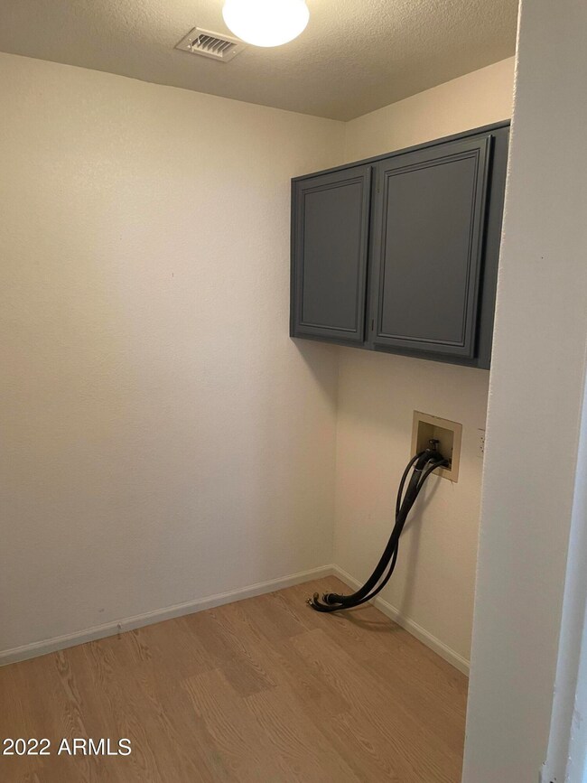 741 E Rosemonte Dr, Phoenix, AZ 85024 - photo 3