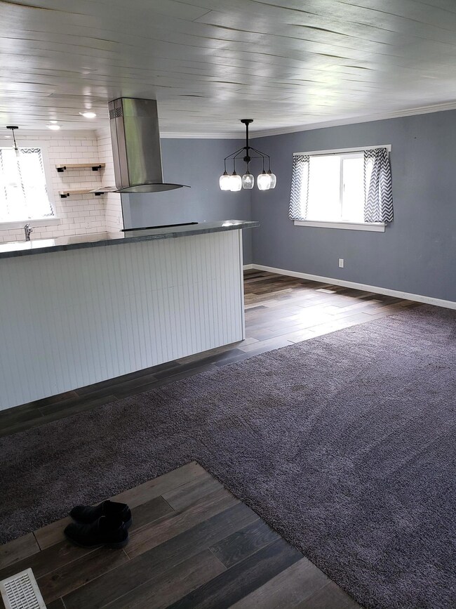 911 S Woodland Dr, Mandan, ND 58554 - photo 7