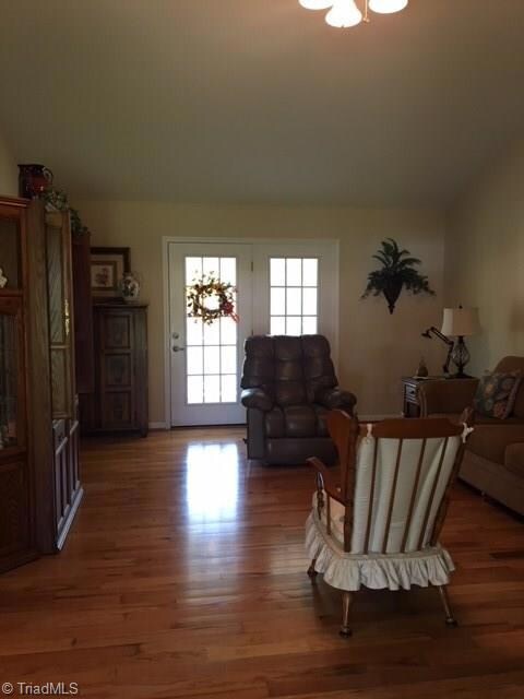 2477 Glade Rd, Asheboro, NC 27205 - photo 3