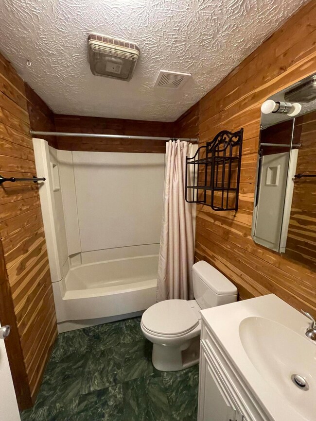 2202 bath