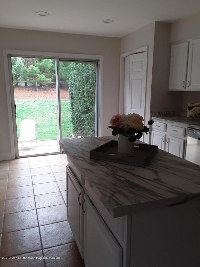 2801 Jockey Hollow Dr, Toms River, NJ 08755 - photo 4