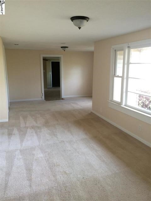 10 W Beattie St, Liberty, SC 29657 - photo 5