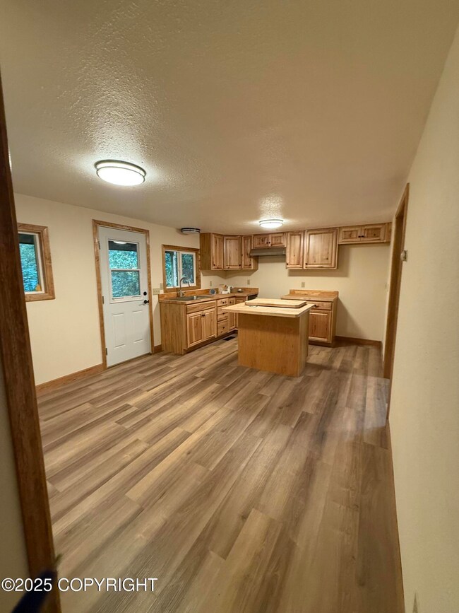 19399 Klondike St, Chugiak, AK 99567 - photo 5