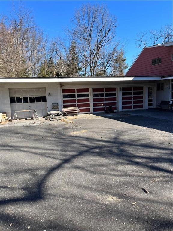 5482 Blue Church Rd, Coopersburg, PA 18036 - photo 2