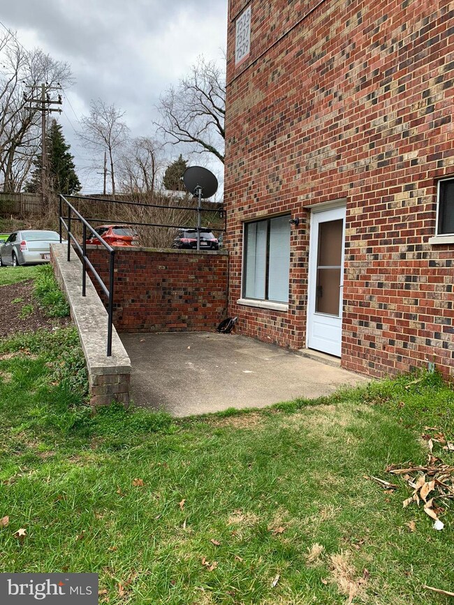 7525 Riverdale Rd unit 1804, New Carrollton, MD 20784 - photo 2