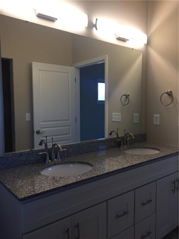 5646 Poplar Woods Ct, Columbus, IN 47203 - photo 7