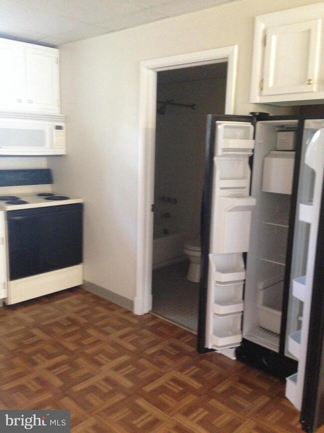 26035 Prospect Hill Rd unit B, Mechanicsville, MD 20659 - photo 7