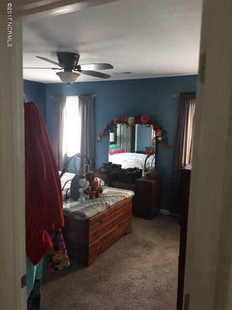 1311 Wellington- Master BR