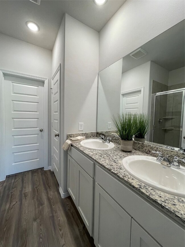 26014 Emory Hollow Dr, Tomball, TX 77375 - photo 7