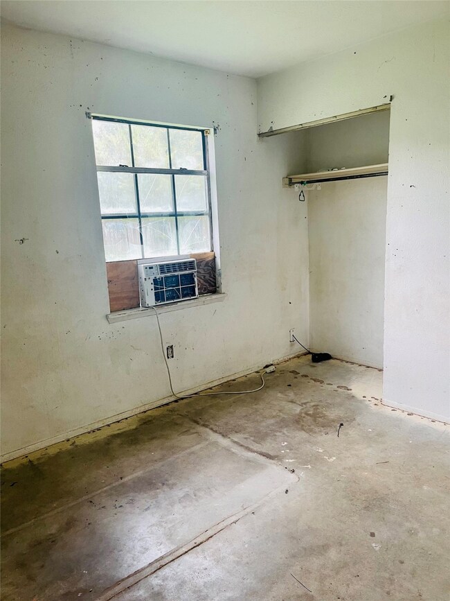 24106 Jumping Jay Ln, Hockley, TX 77447 - photo 6