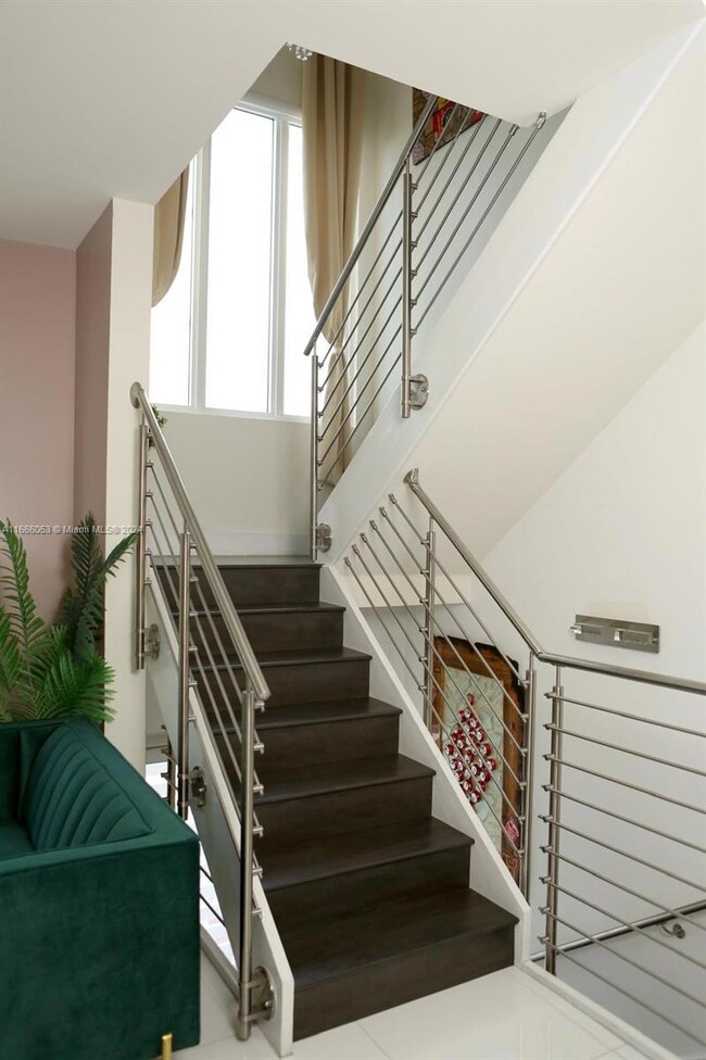 10463 NW 66th St, Doral, FL 33178 - photo 7