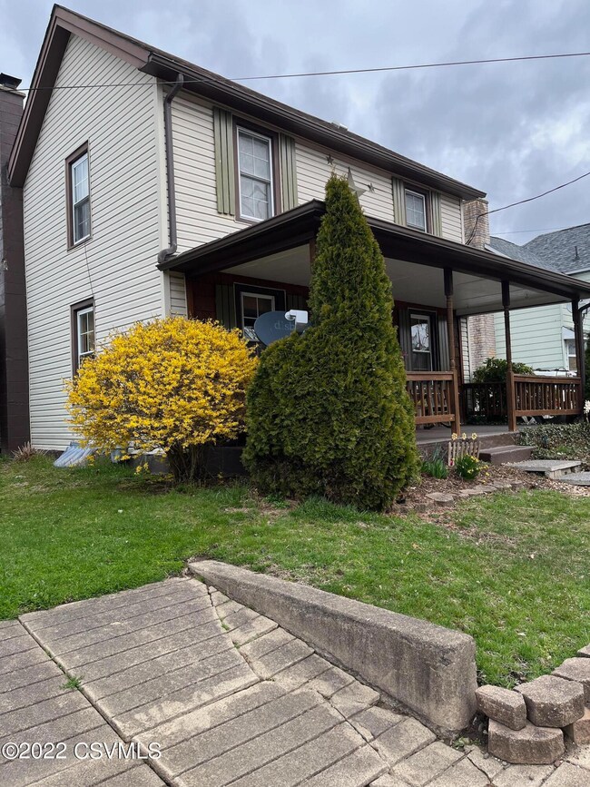 209 E 14th St, Berwick, PA 18603 - photo 3