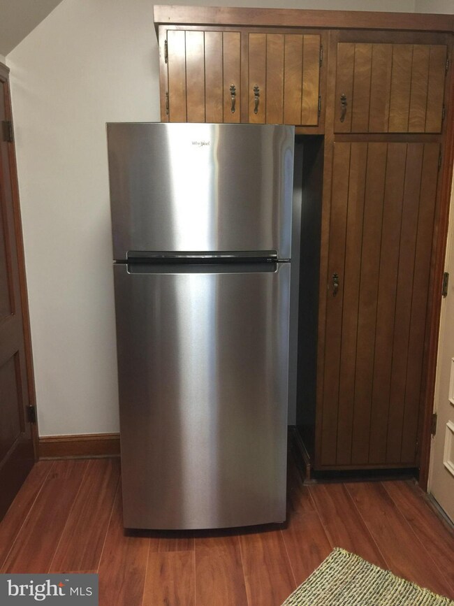 309 Mineral St, Strasburg, VA 22657 - photo 6