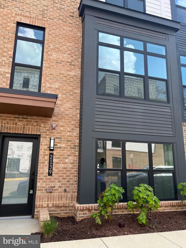 2139 Tysons Ridgeline Rd, Pimmit Hills, VA 22043 - photo 2