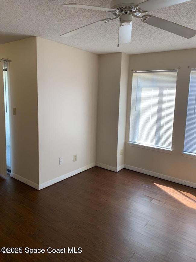 Living Room_1 (38)