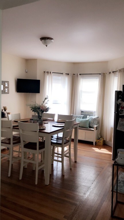 112 Niagara St unit 1, Fall River, MA 02721 - photo 3