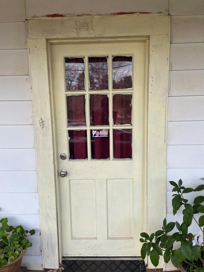 941 Felder St, Americus, GA 31709 - photo 2