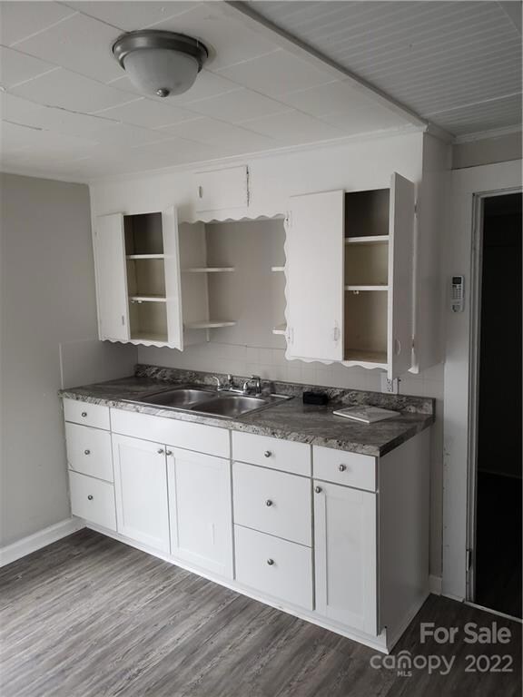 1225 4th St, Statesville, NC 28677 - photo 4