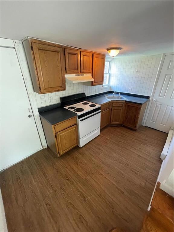 1335 Emmett St, Allentown, PA 18102 - photo 5