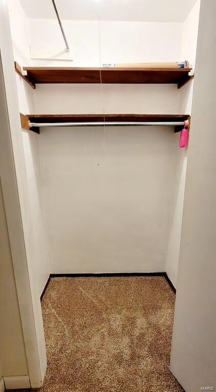 nice size walk in closets in all bedrooms