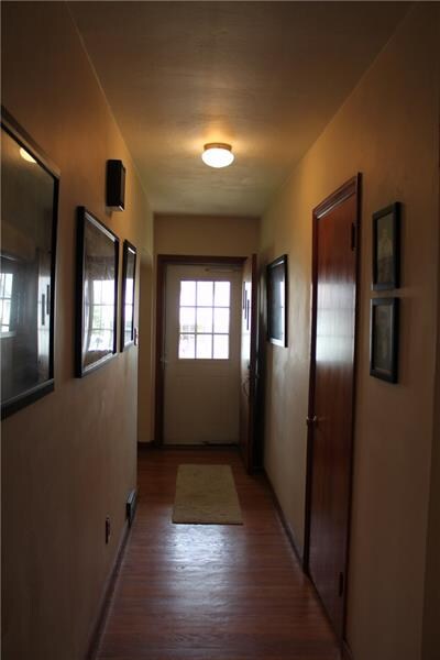 217 5th Ave, New Kensington, PA 15068 - photo 2