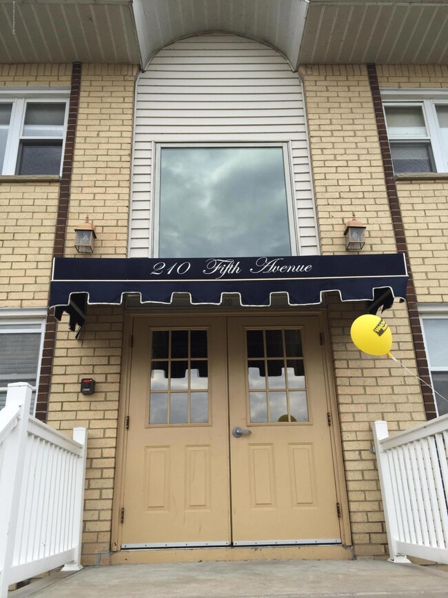 Executive House