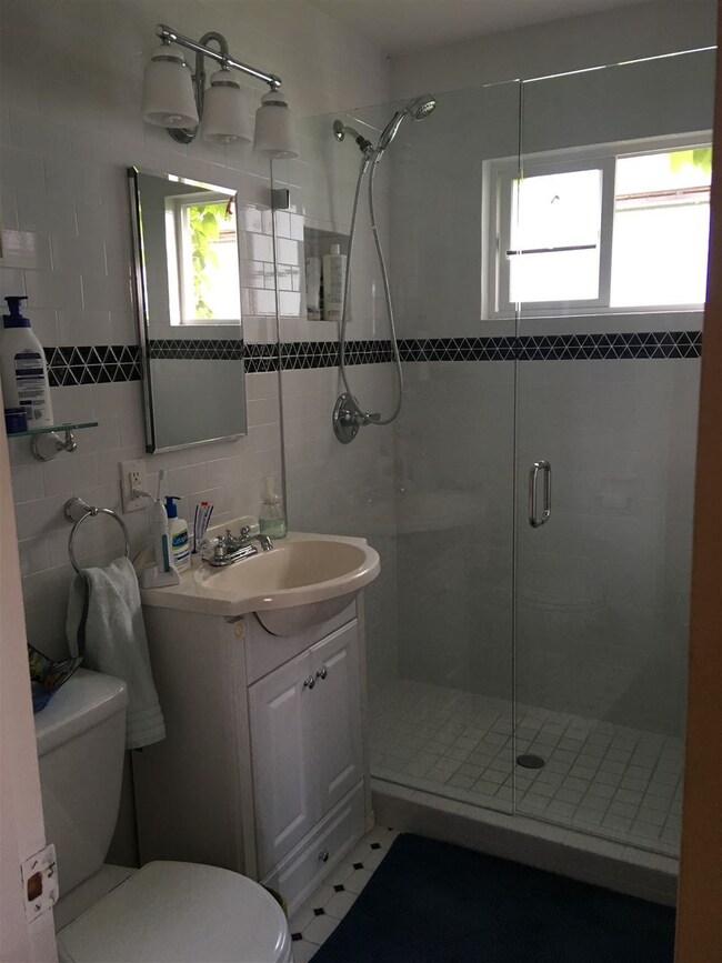 963 7th St, Sparks, NV 89431 - photo 4