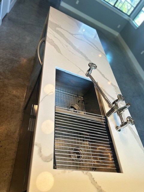 62 Meadow Lea Dr, Houston, TX 77022 - photo 4