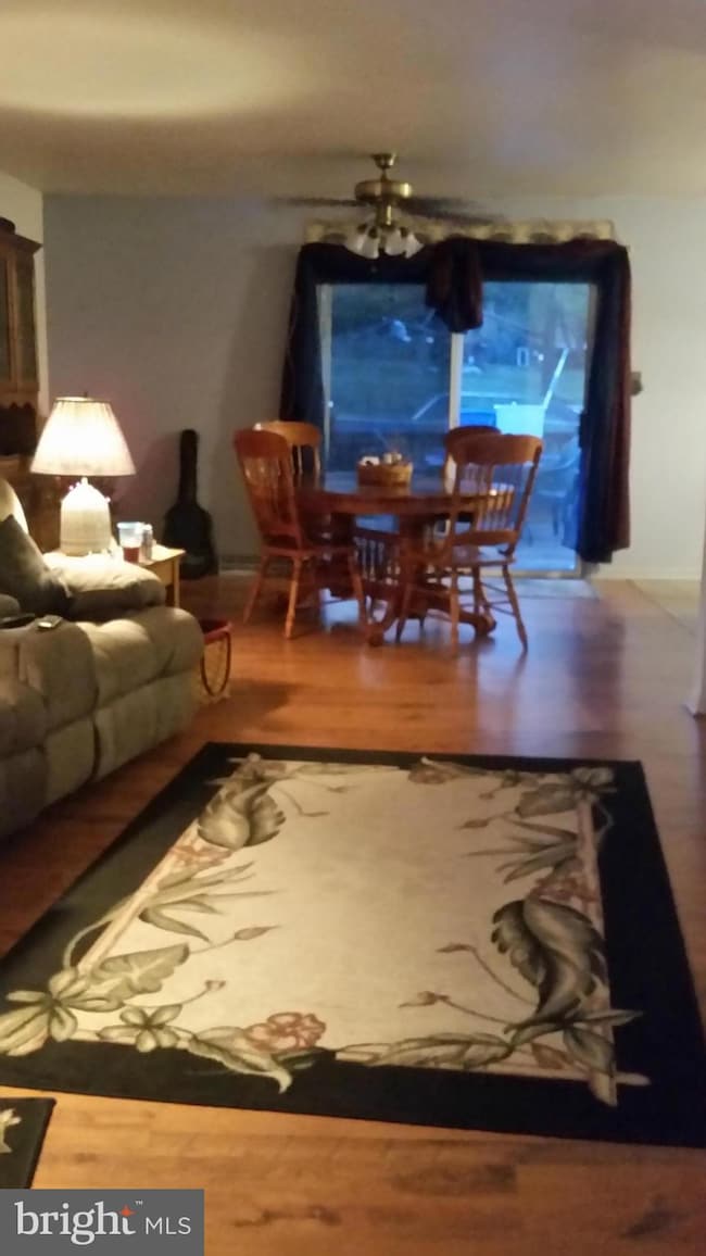 15563 Oak Rd, Waynesboro, PA 17268 - photo 7