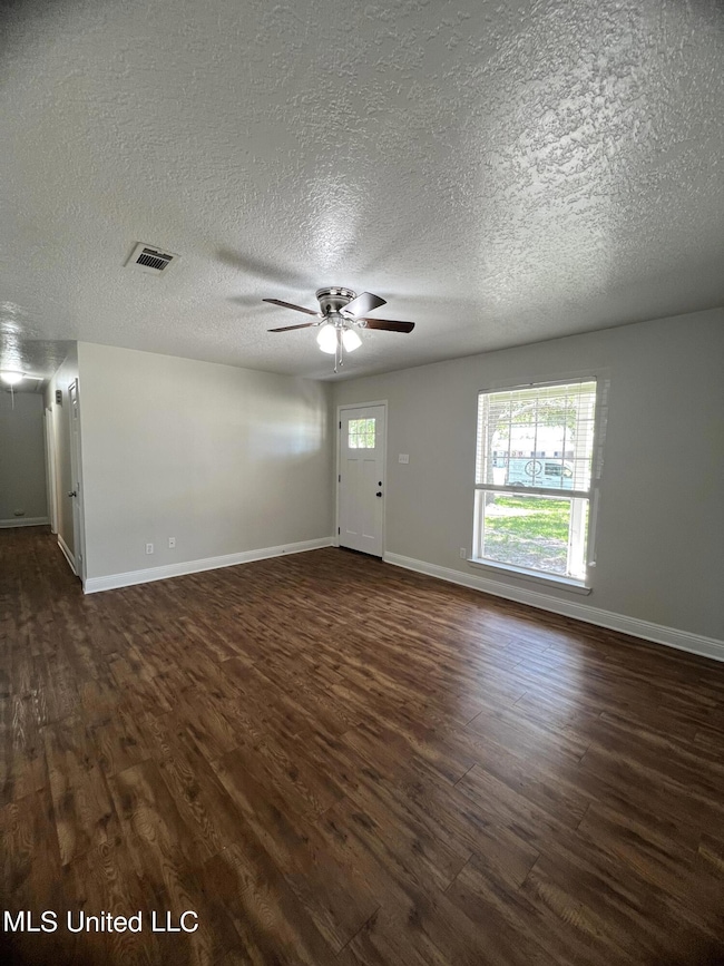 7005 Knollwood 5
