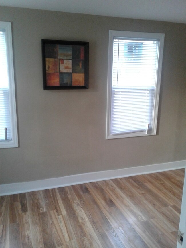 431 Millard Ave, Crystal Lake, IL 60014 - photo 6