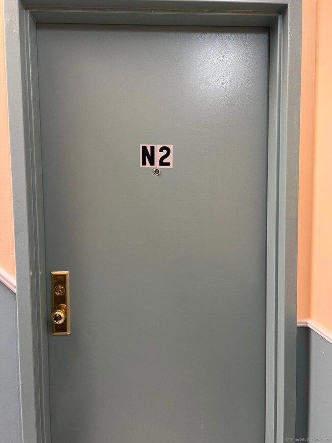 79 Barbour St unit N2, Hartford, CT 06120 - photo 2