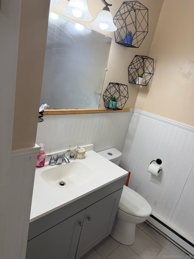 189 Oakville Ave, Waterbury, CT 06708 - photo 5