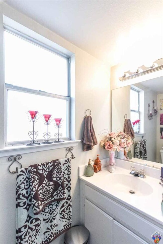 3456 35th St W, Rosamond, CA 93560 - photo 6