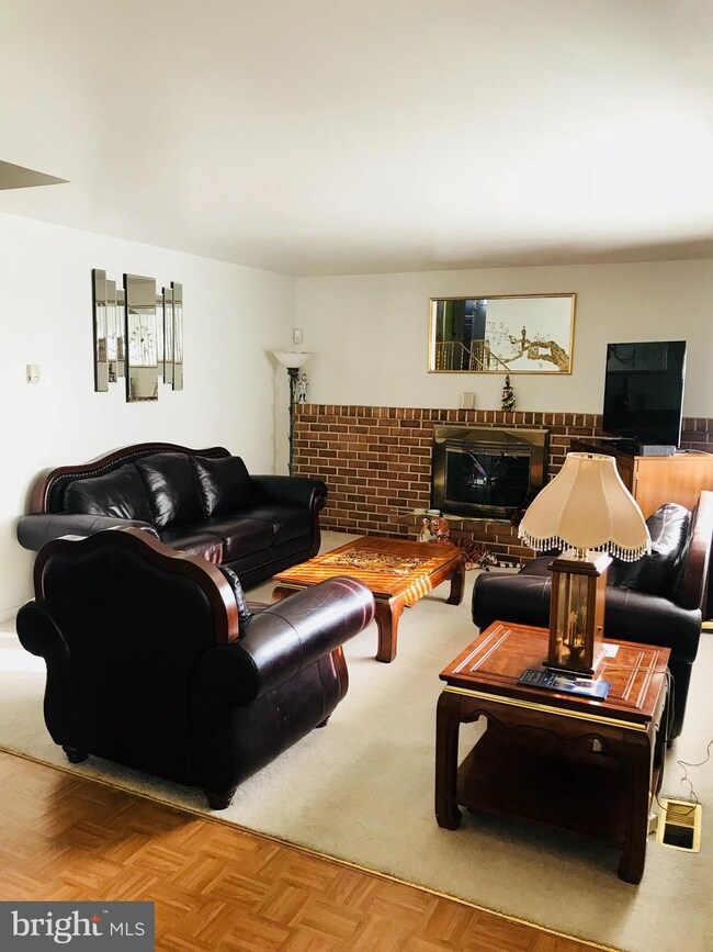 3313 Hillsmere Rd, Gwynn Oak, MD 21207 - photo 6