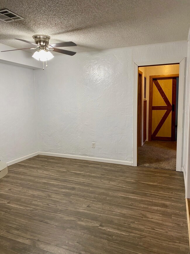 320 N C St, Duncan, OK 73533 - photo 5