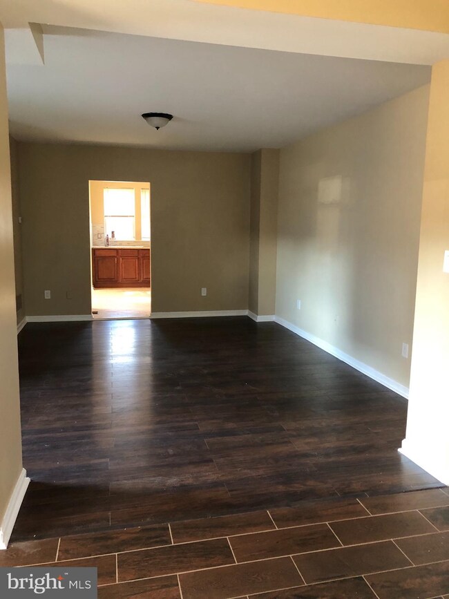 3041 Mickle St, Camden, NJ 08105 - photo 2