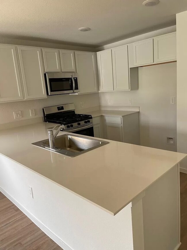 17806 Grove Hill Dr, Hockley, TX 77447 - photo 2