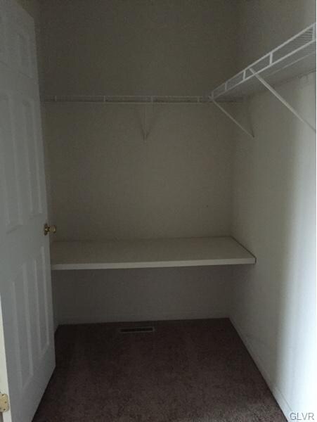 6834 Hunt Dr, Macungie, PA 18062 - photo 7